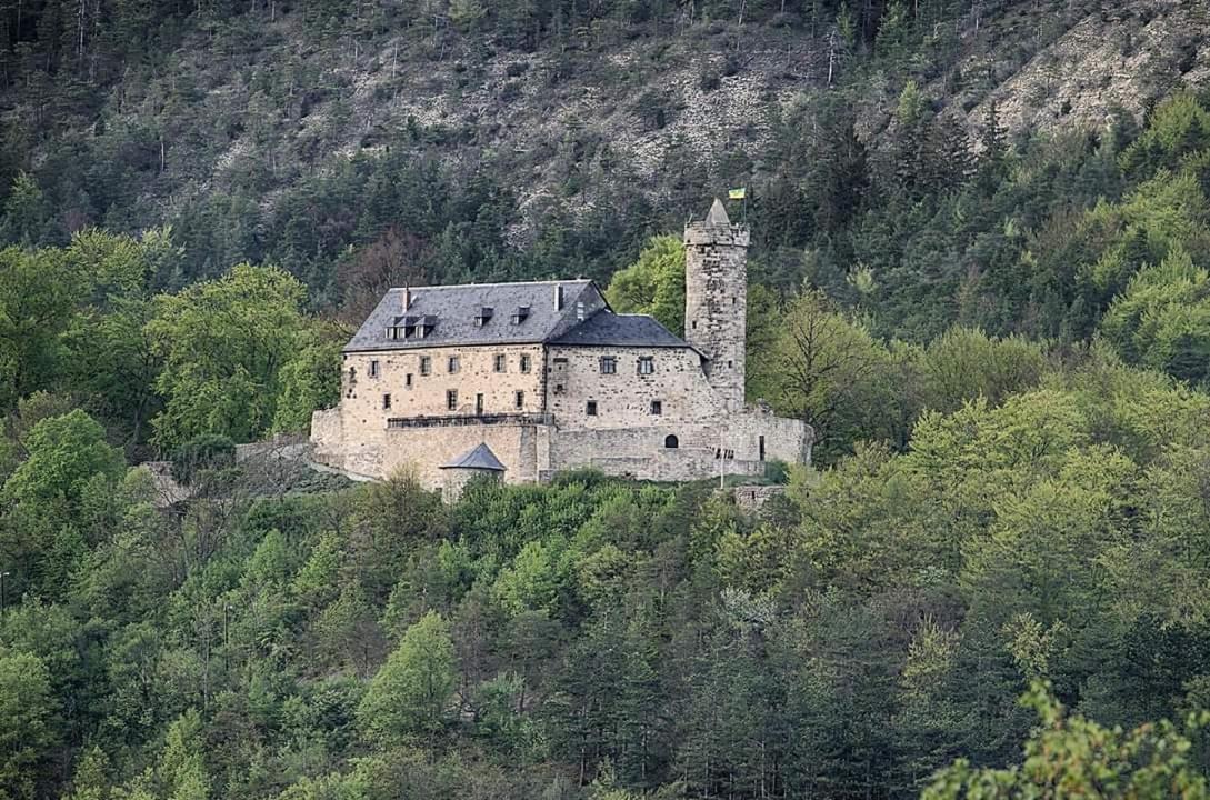 Bungalow Schwarzatalblick In Bad Blankenburg Ortsteil Boehlscheiben Bagian luar foto