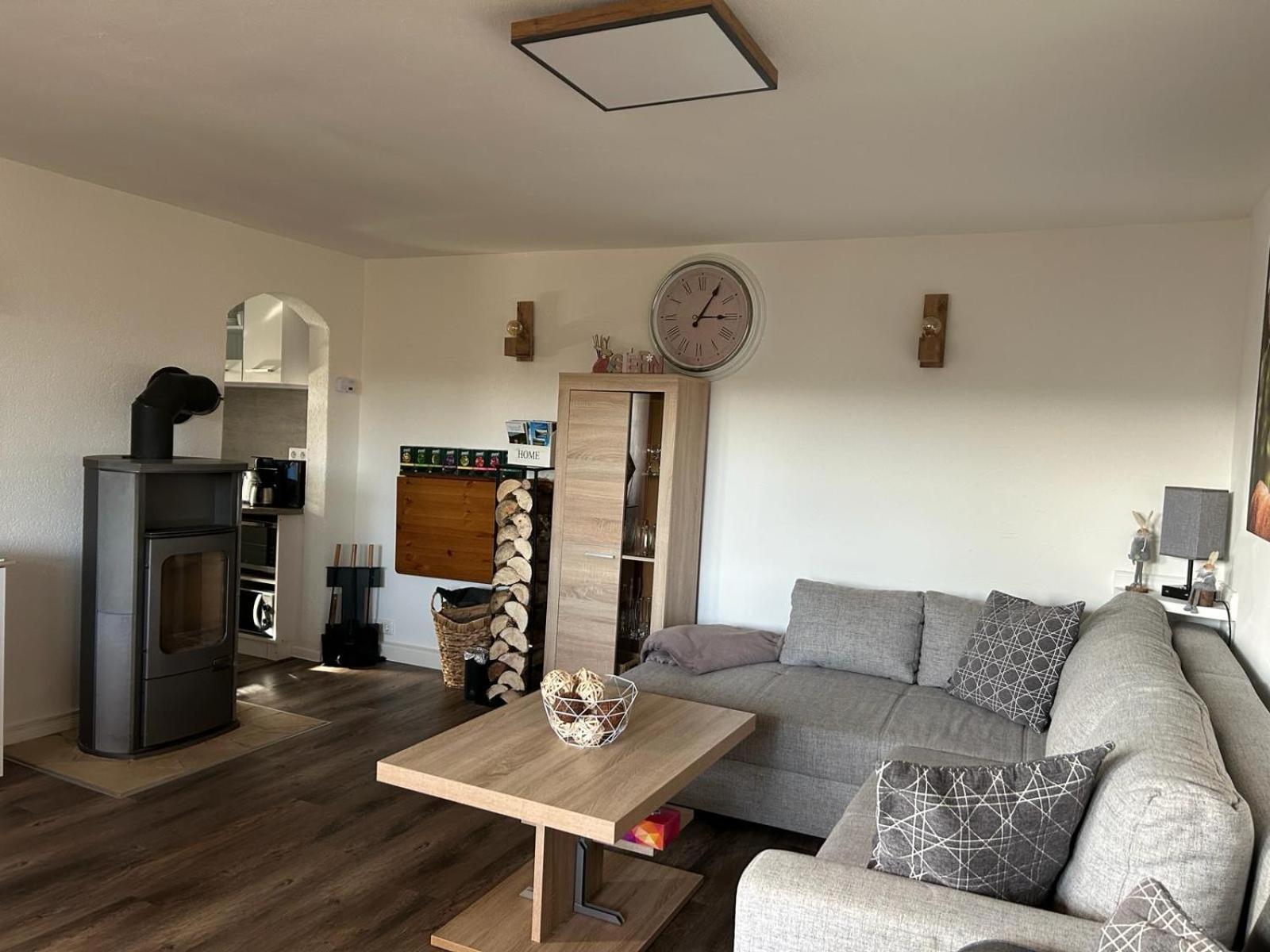 Bungalow Schwarzatalblick In Bad Blankenburg Ortsteil Boehlscheiben Bagian luar foto
