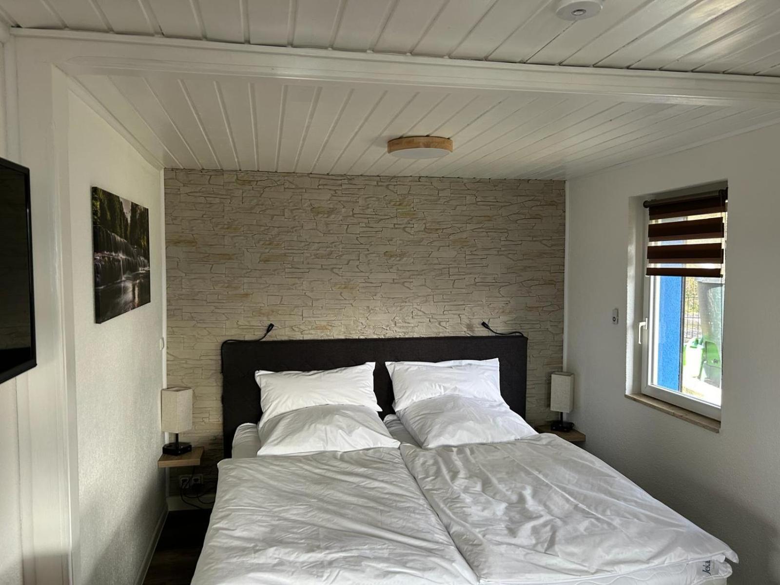 Bungalow Schwarzatalblick In Bad Blankenburg Ortsteil Boehlscheiben Bagian luar foto